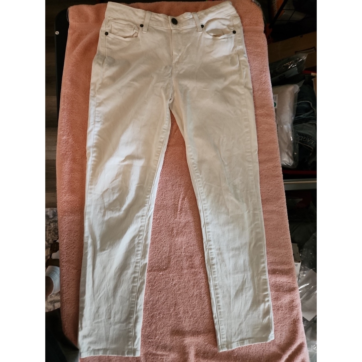 Paige Women's Size 29 White Kylie Crop Slim Leg Stretch Denim Jeans Low Rise Usa